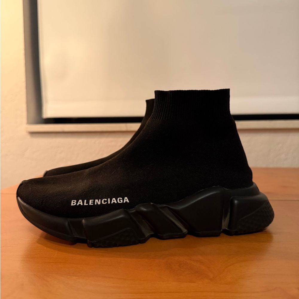 Balenciaga Women’s Speed 2.0 Black Knit Sneakers - Picture 3 of 5